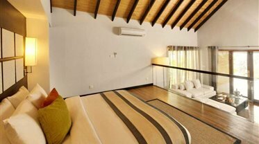 Velassaru Island Resort, 5*